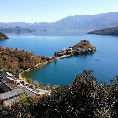 半岛综合官网App